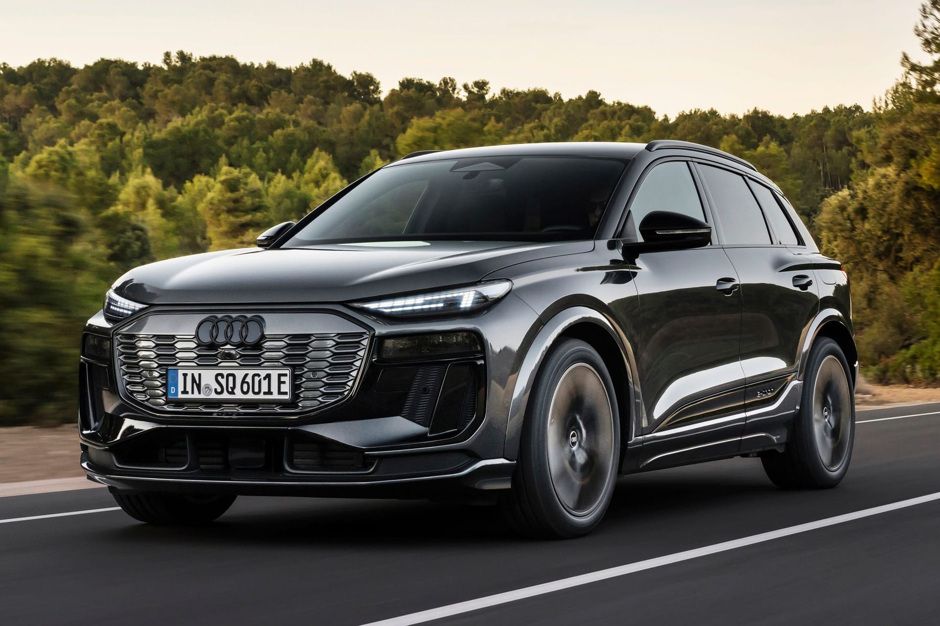 Kommt im Sommer: der neue Audi Q6 e-tron.