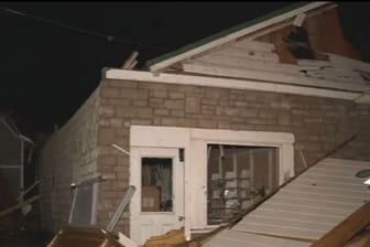 Ein von einem Tornado zerstörtes Haus in Lakeview, Ohio.