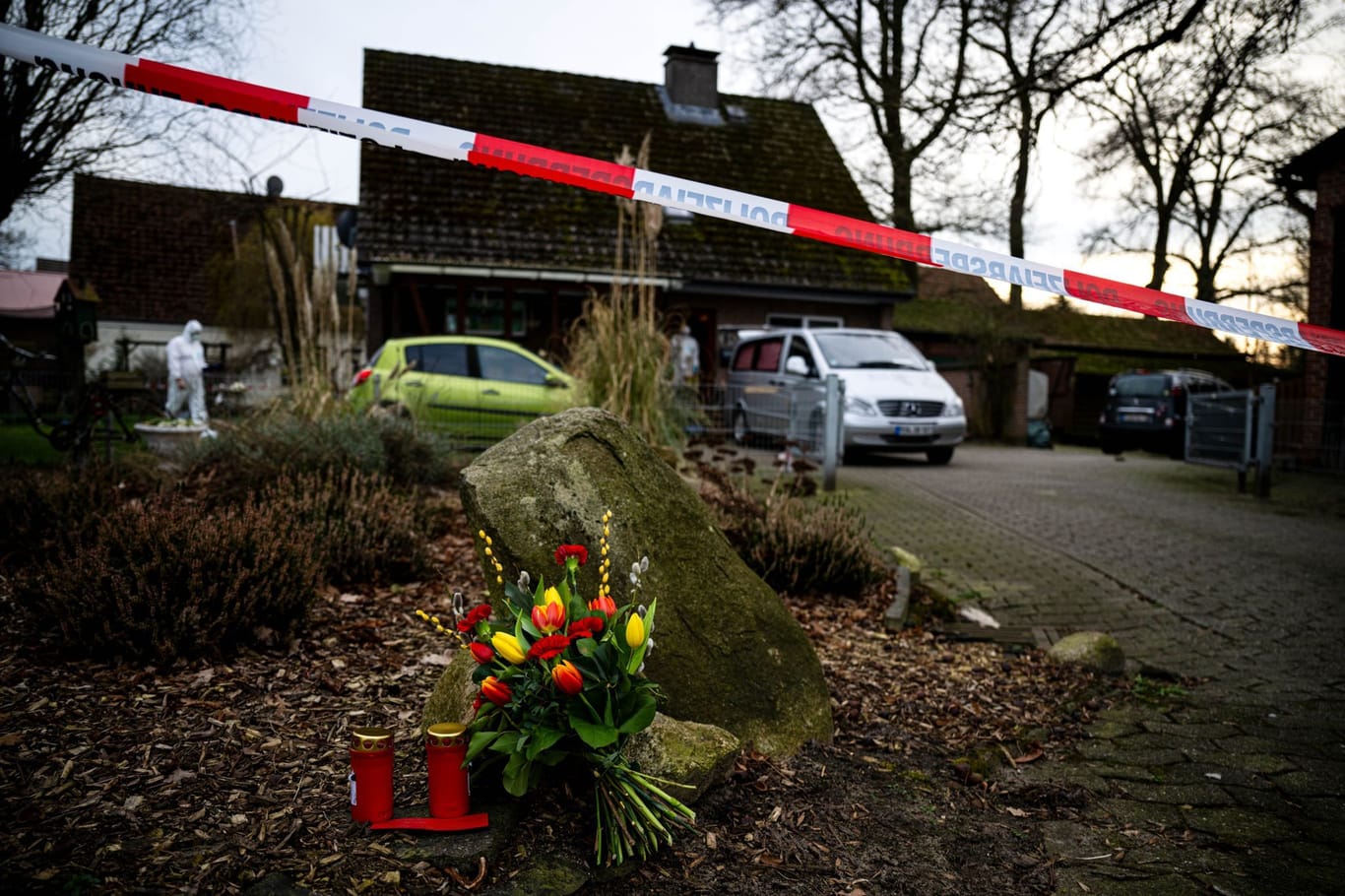 Trauer in Scheeßel: Die Nachbarn gedenken der Opfer.