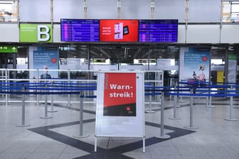 Streik am Flughafen Dortmund (Archivbild): Die Vereinte Dienstleistungsgewerkschaft ver.di hat am Freitag zum Warnstreik aufgerufen.
