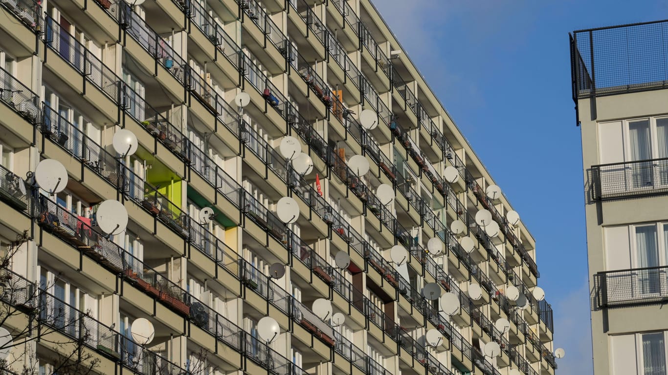 Sozialbau in Schöneberg (Symbolfoto): Eine neu vermietete Wohnung ist für immer weniger bezahlbar.