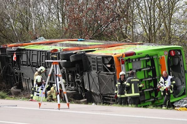 Flixbus-Unfall auf der A9: Bei dem Unglück starben fünf Menschen.