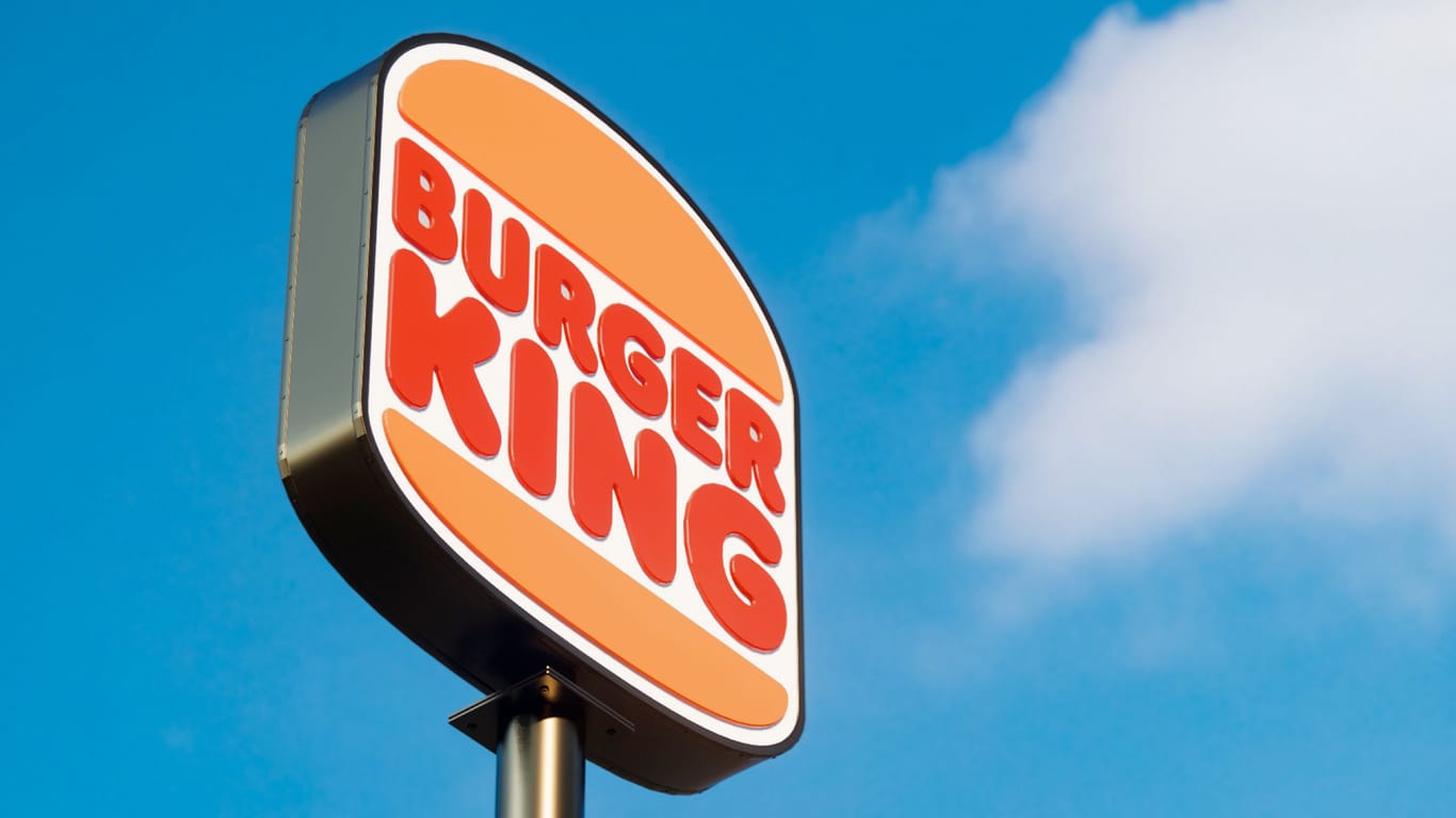 Das Logo von Burger King: Das Fast-Food-Riese geht in die Preisoffensive.