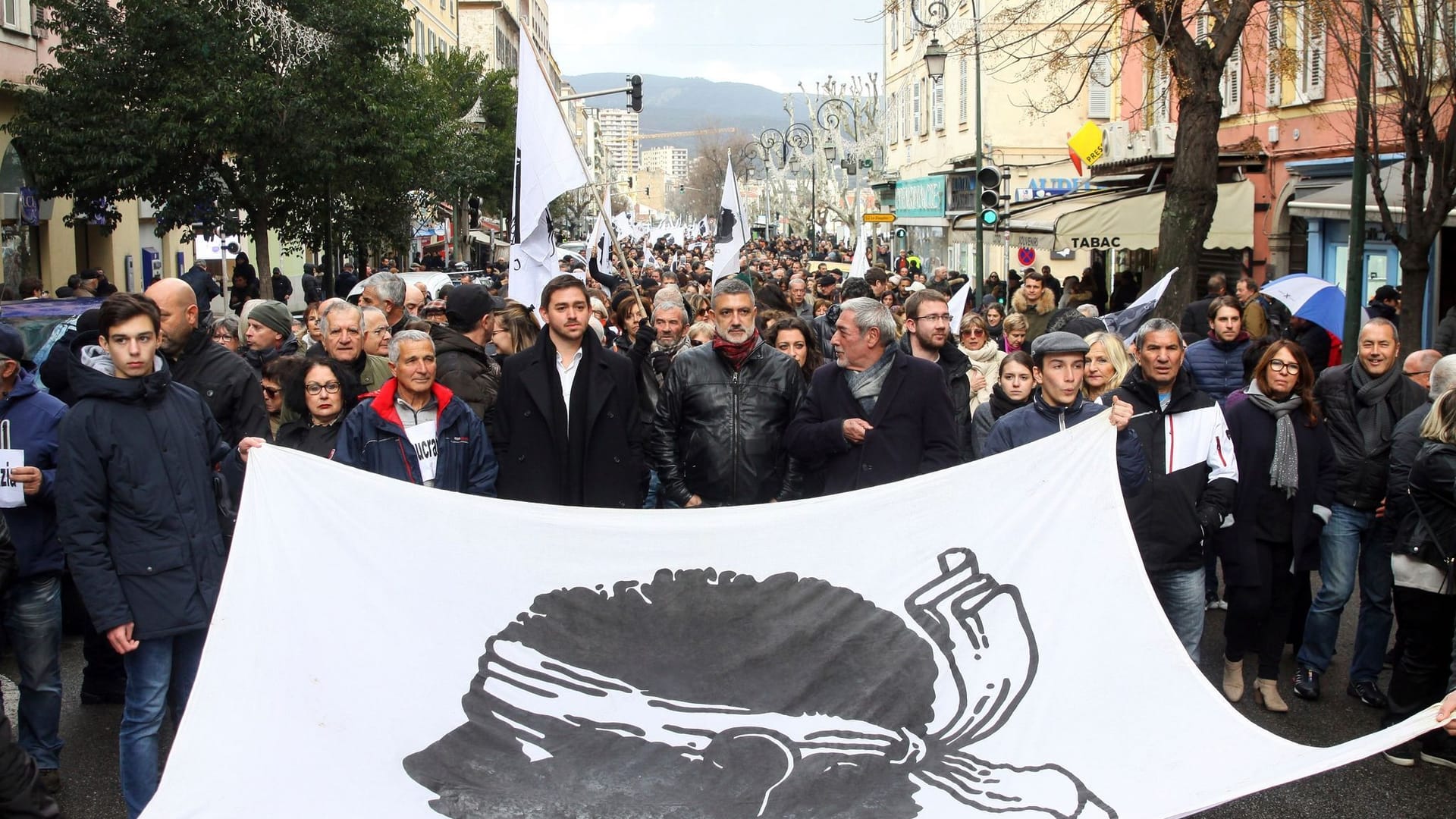 Demonstration auf Korsika