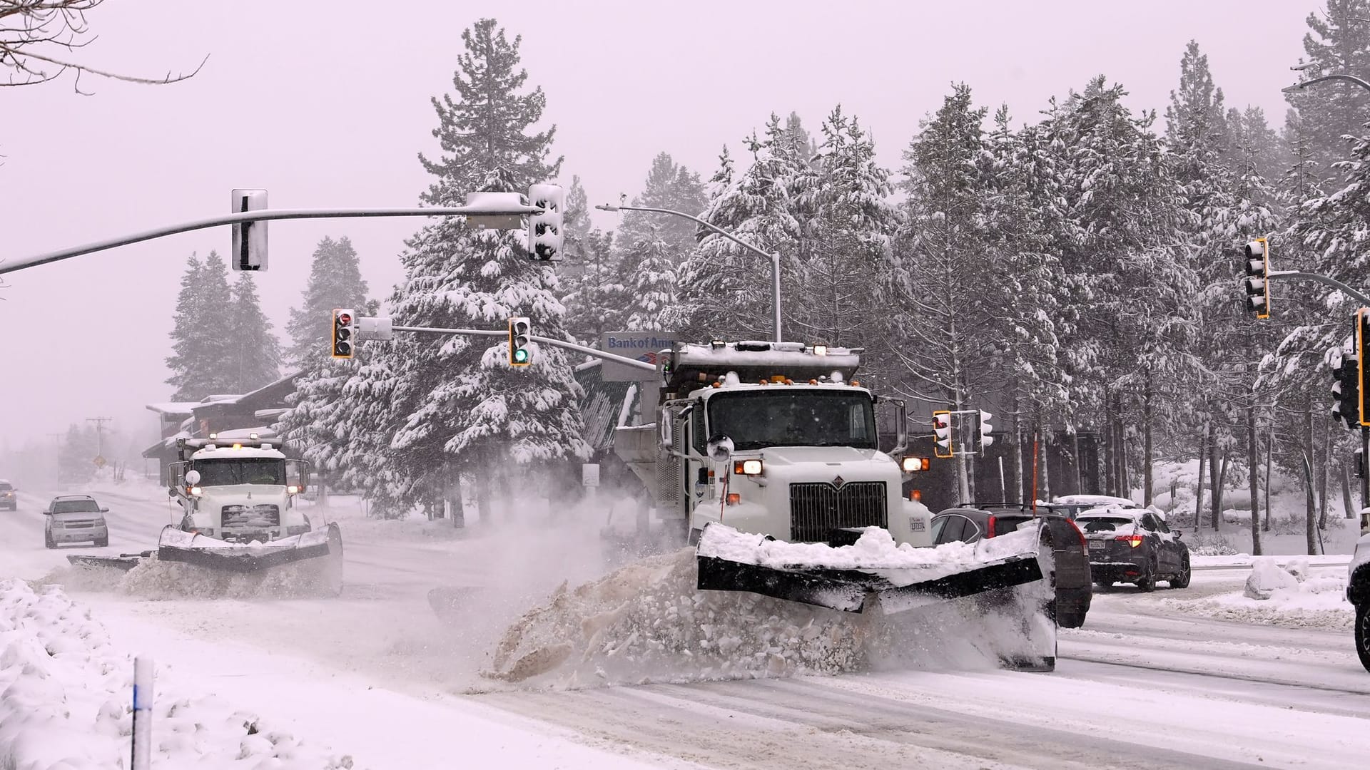 Schnee in den USA (Archivbild): Der Sturm soll bis zum Wochenende bis zu drei Meter Schnee in die Sierra Nevada bringen.