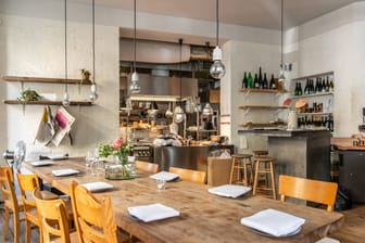 "Hallmann & Klee" in Berlin-Neukölln: Das Restaurant wurde dieses Jahr mit einem Michelin-Stern ausgezeichnet.