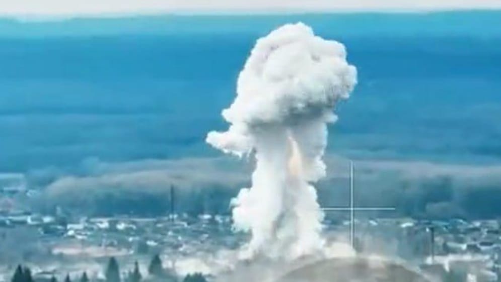 videoaufnahmen-sollen-die-explosion-einer-aerosolbombe-in-der-region-sumy-zeigen.jpg