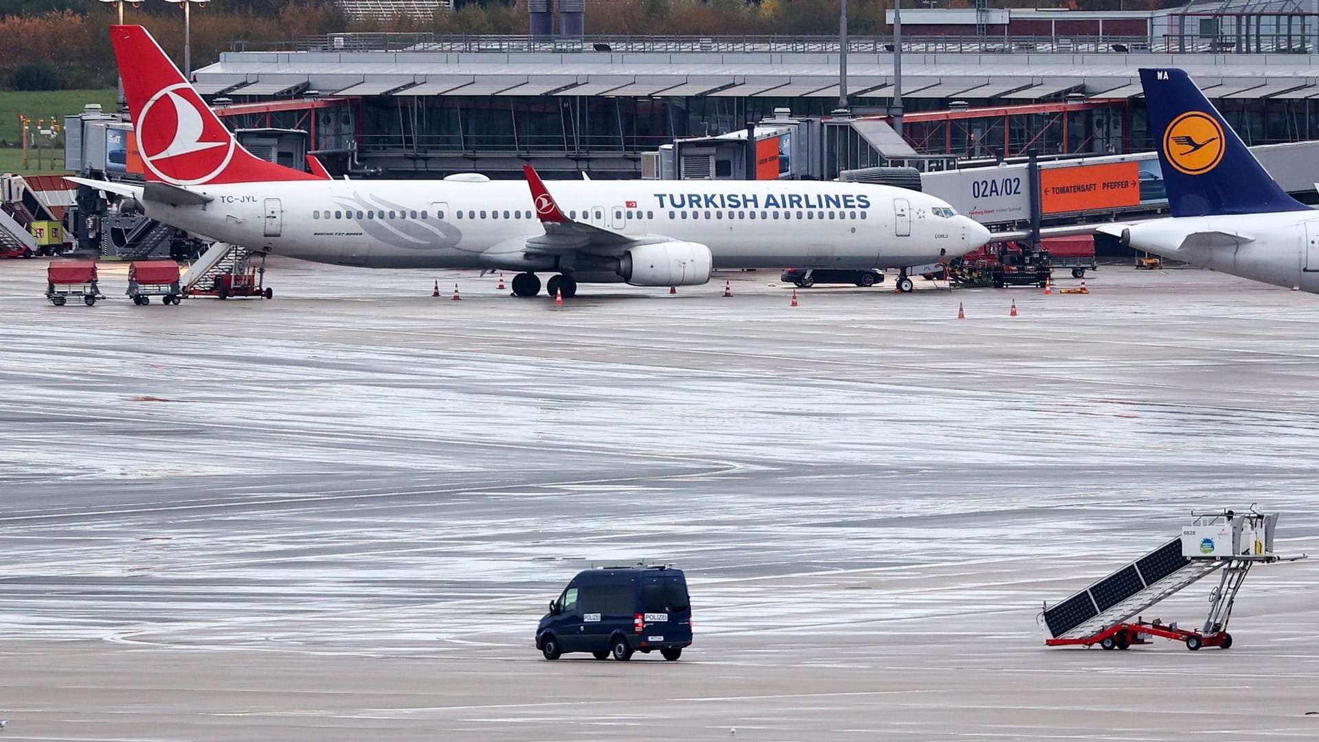 Geiselnahme auf dem Hamburger Flughafen Geiselnahme auf dem Hamburger Flughafen