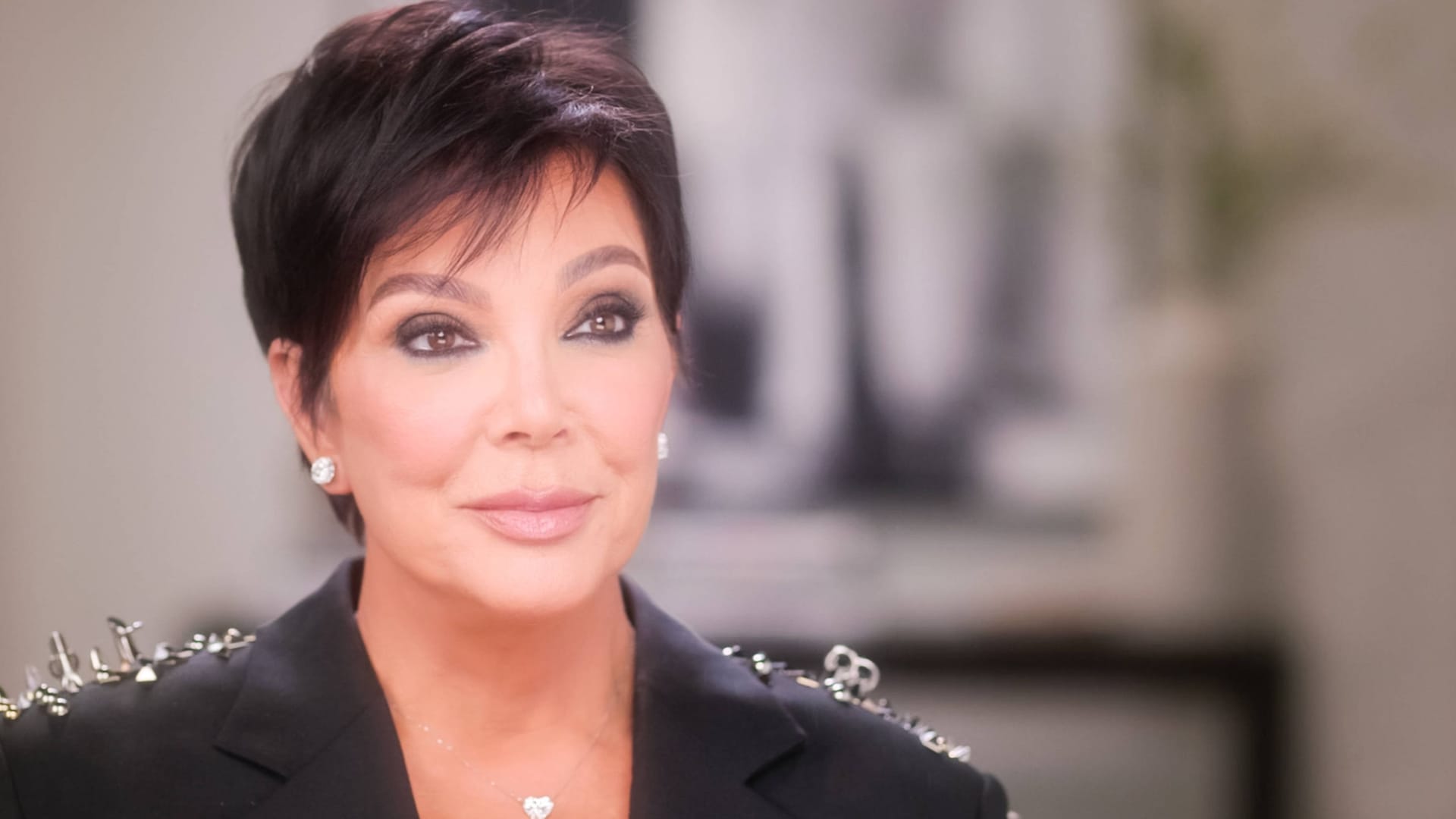 Kris Jenner: Die Reality-TV-Darstellerin trauert um ihre Schwester.