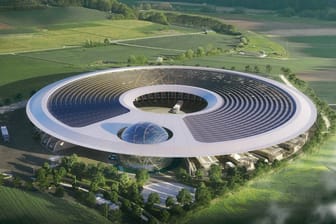 Modell der geplanten ersten Grüner-Wasserstoff-Fabrik Deutschlands: Ein Ufo für die Umwelt.