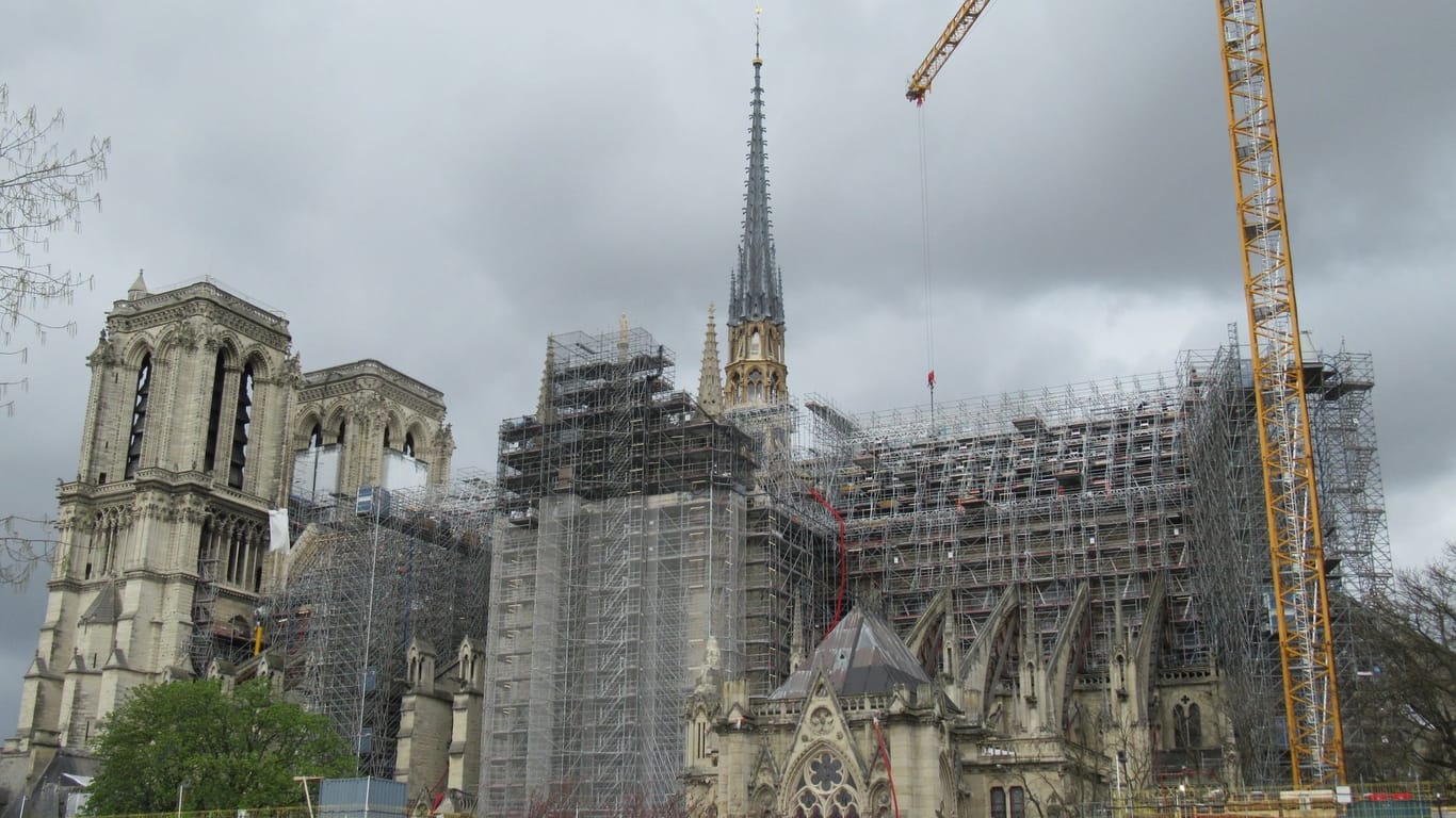 Gerüst bei Notre-Dame