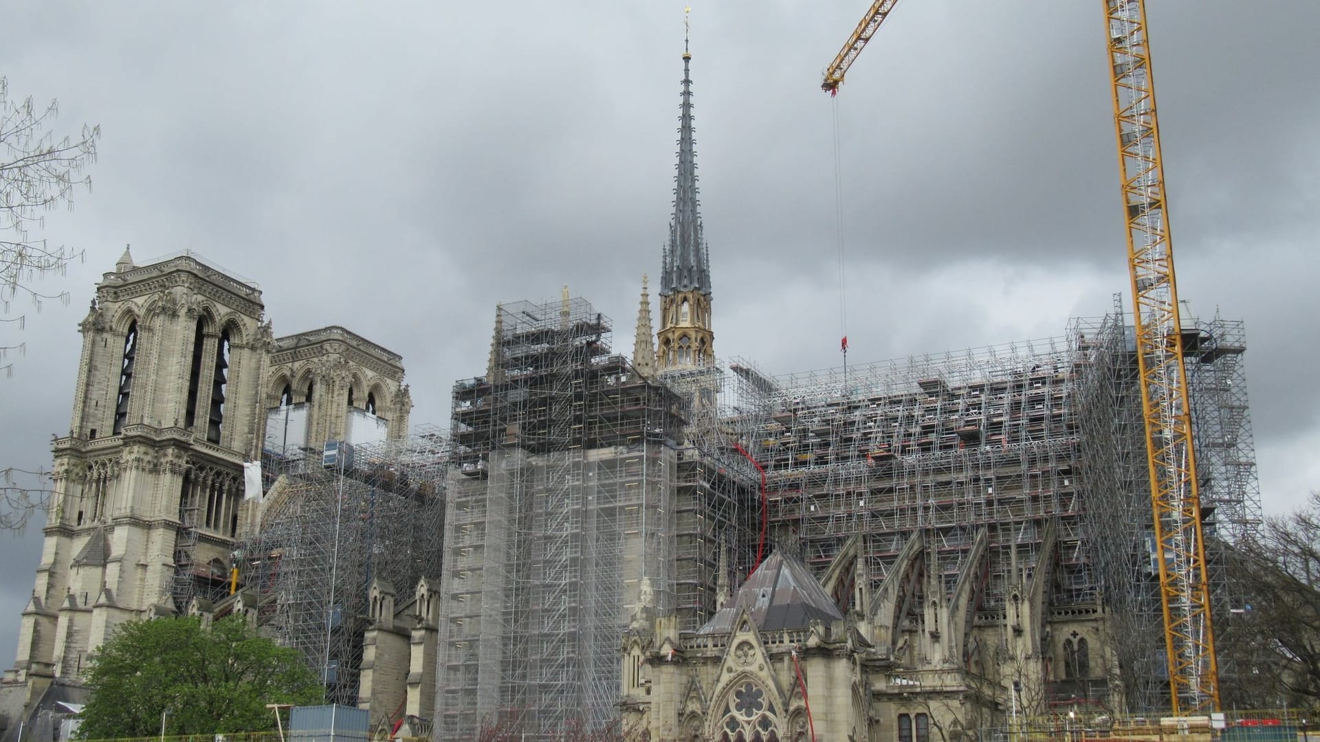Gerüst bei Notre-Dame Gerüst bei Notre-Dame