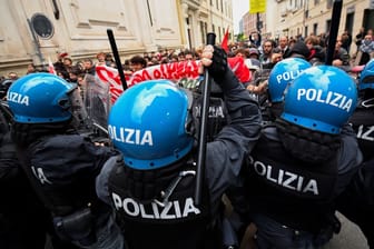 Turin: Es kam zu Zusammenstößen zwischen Aktivisten und der Polizei.