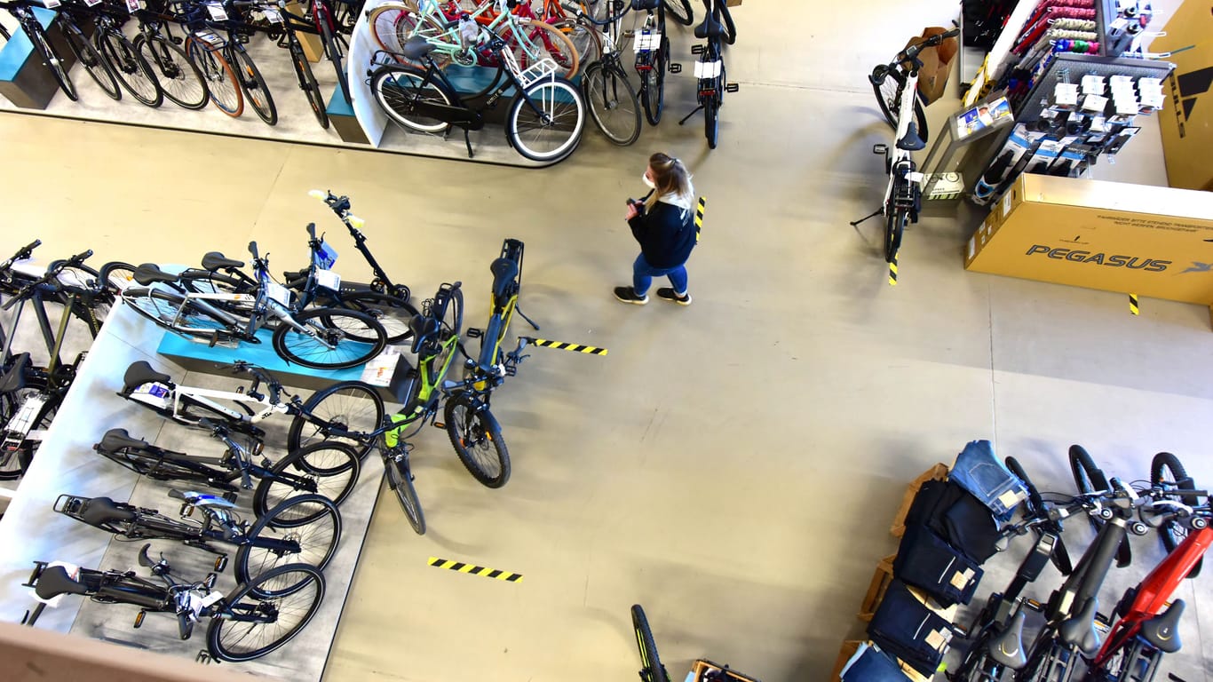 E-Bikes füllen die Geschäfte: Die Verkaufszahlen steigen stetig.