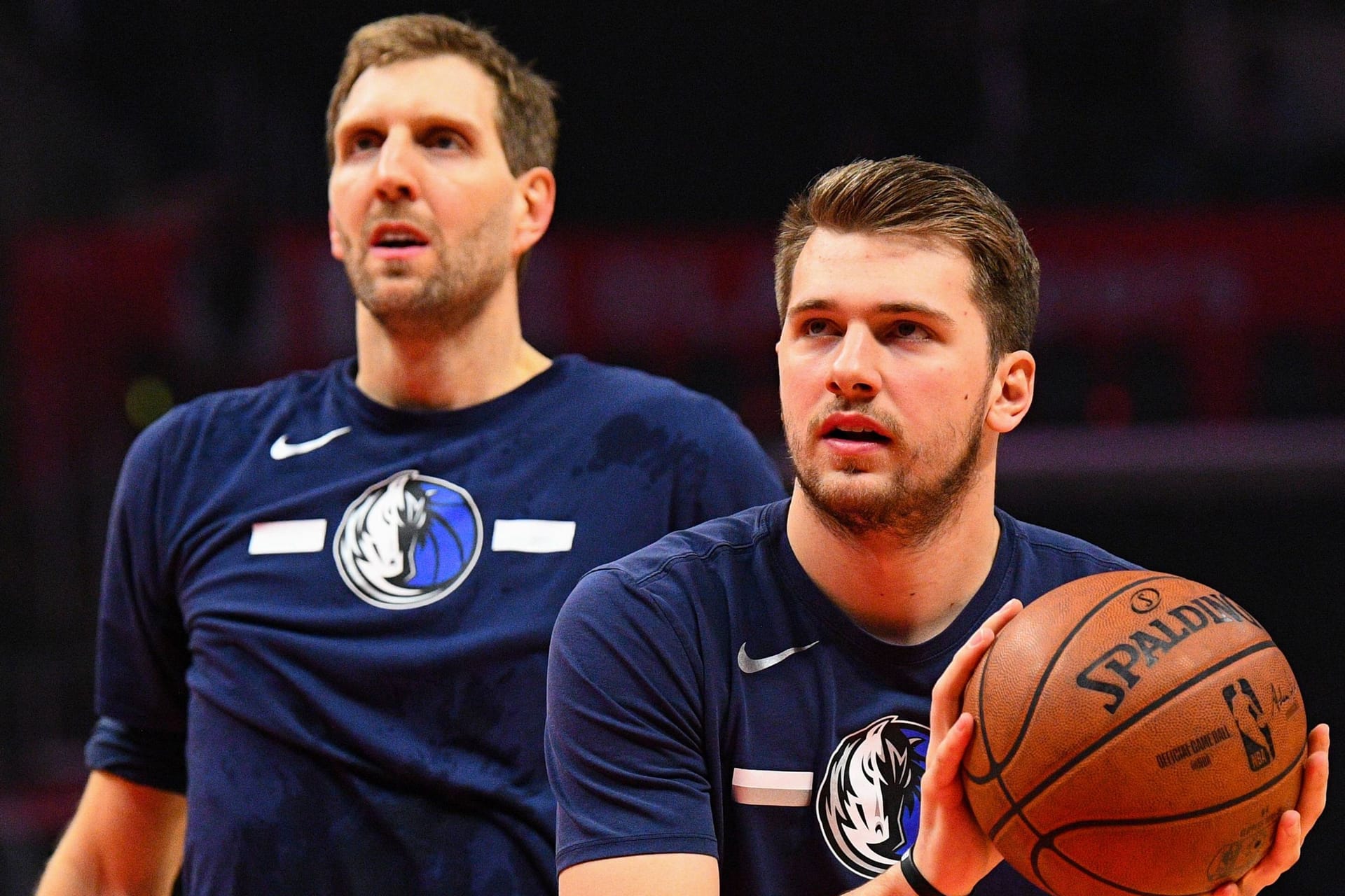 Luka Doncic (r.) und Dirk Nowitzki: Die beiden im Jahr 2019.