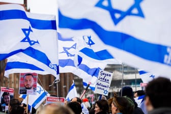 Demo gegen Antisemitismus und für Solidarität mit Israel