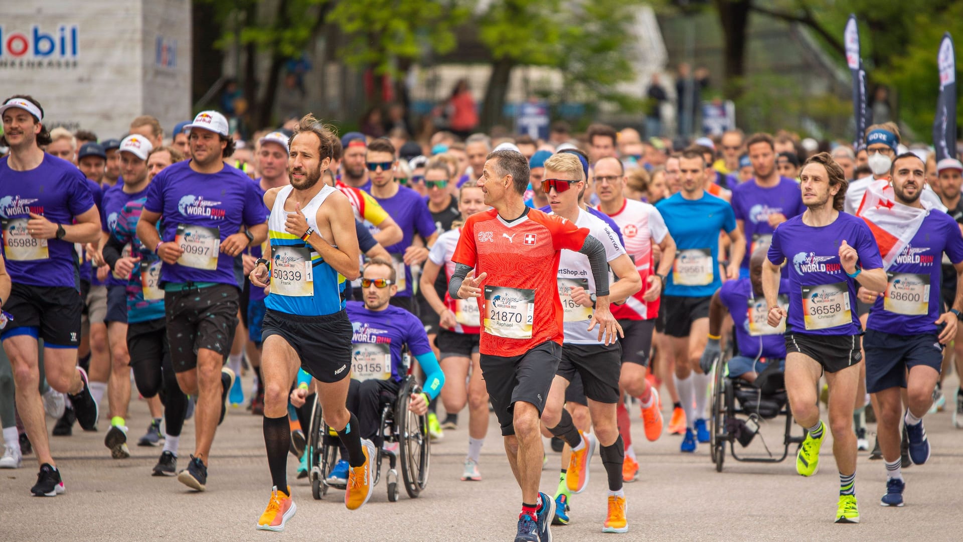 Teilnehmer beim "Wings for Life World Run" 2022: Auch Rollstuhlfahrer sind bei dem Event herzlich willkommen.