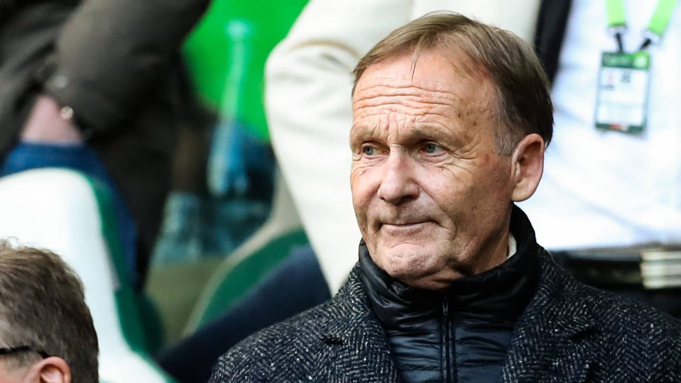 Hans-Joachim Watzke: Er wird die sportliche Verantwortung beim BVB abgeben.