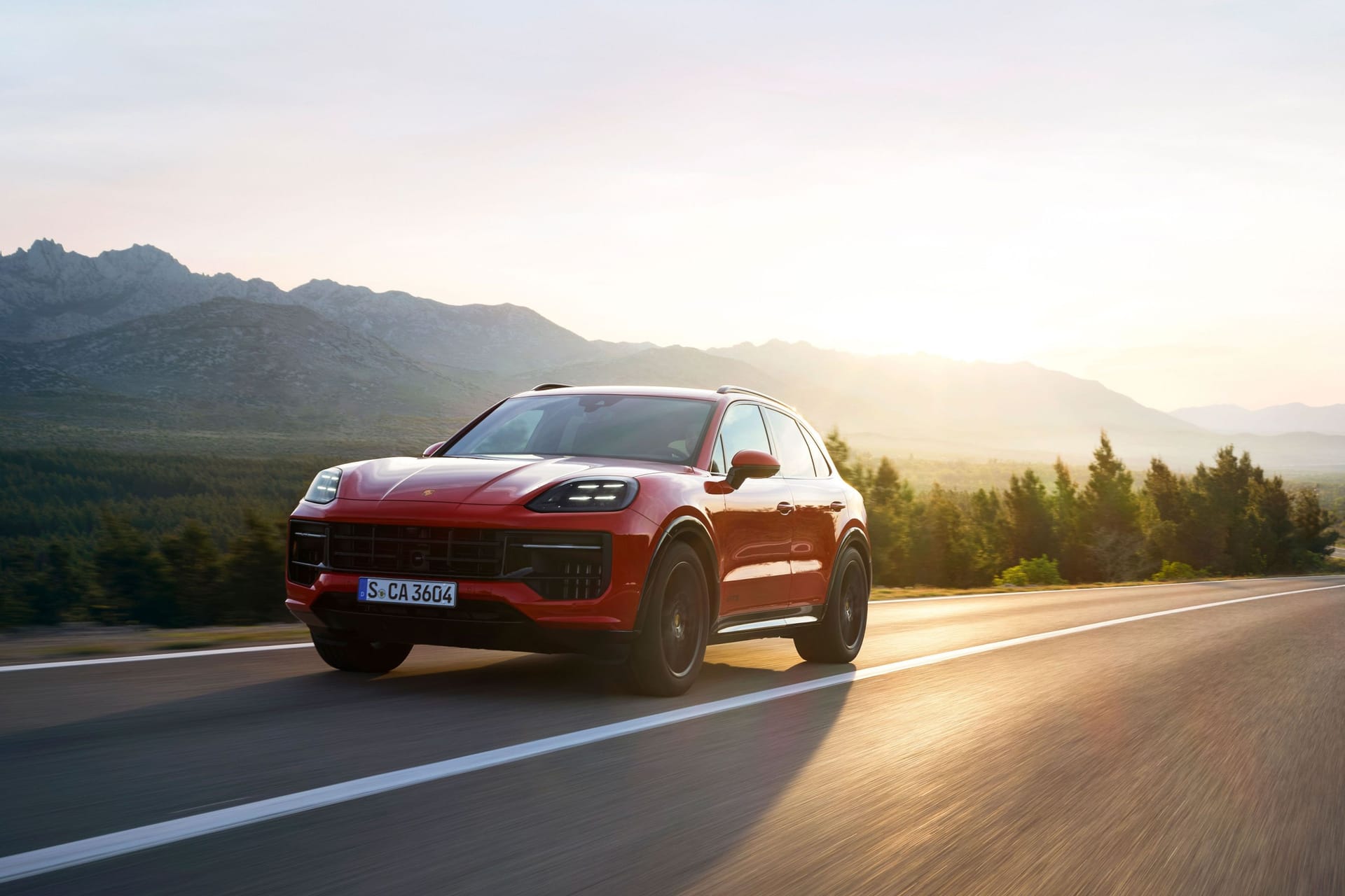 Mehr Kraft unter der Haube: Ganz in der GTS-Tradition handelt es sich um eine sportlich geschärfte und zugleich tourentaugliche Antriebsvariante.