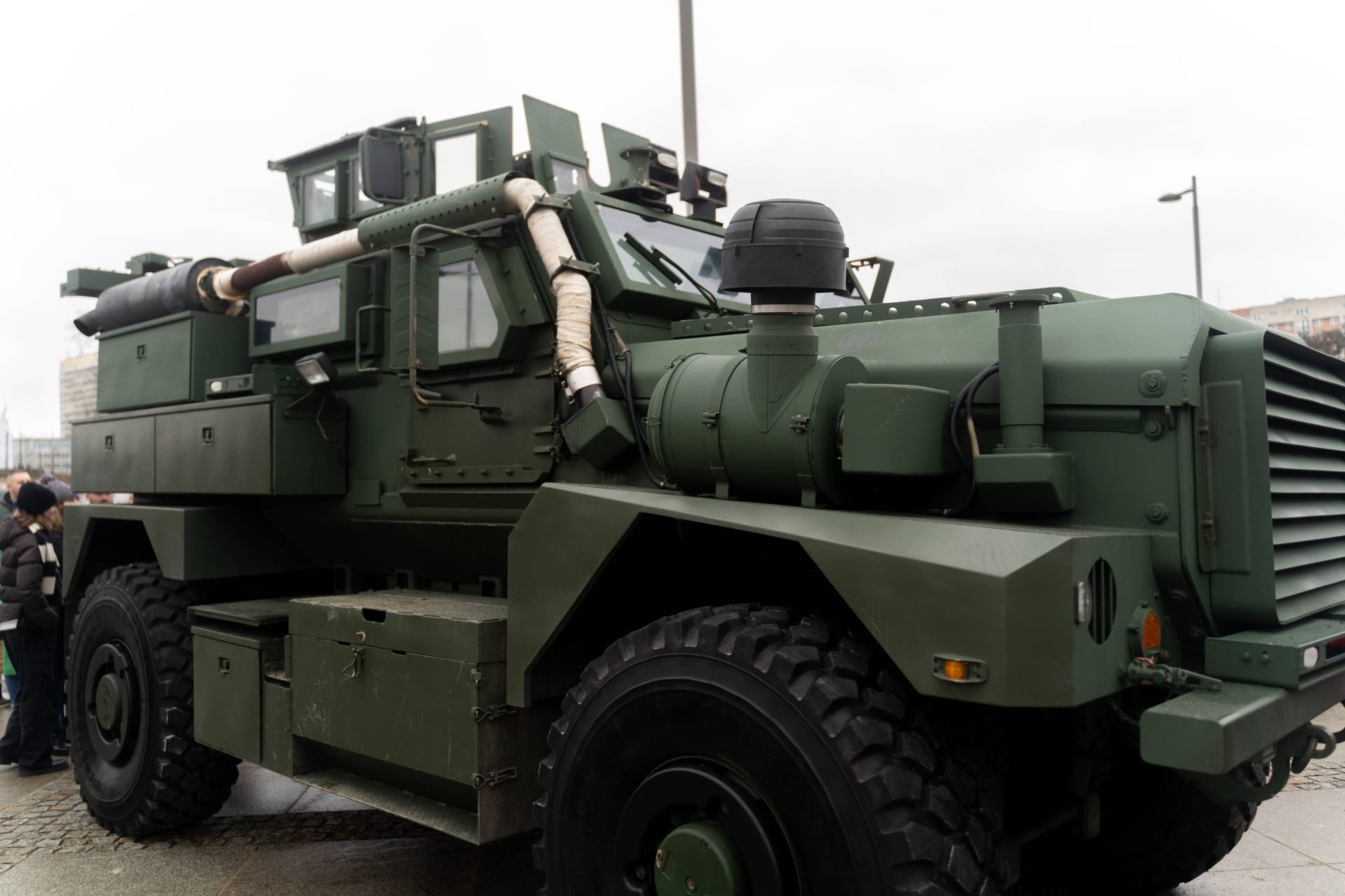 Ein gepanzertes Transportfahrzeug des Typs MRAP (Archivbild).