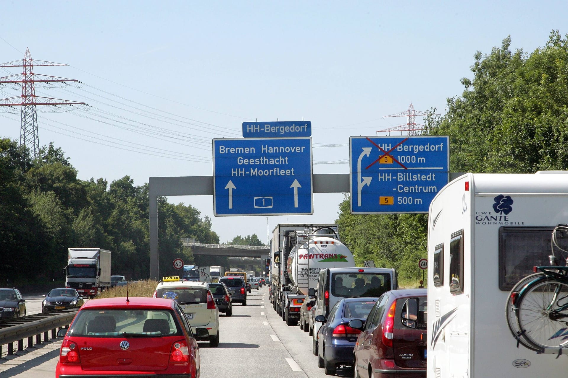 Dichter Verkehr auf der A1 in Richtung Moorfleet (Symbolfoto): Am Wochenende wird hier saniert.