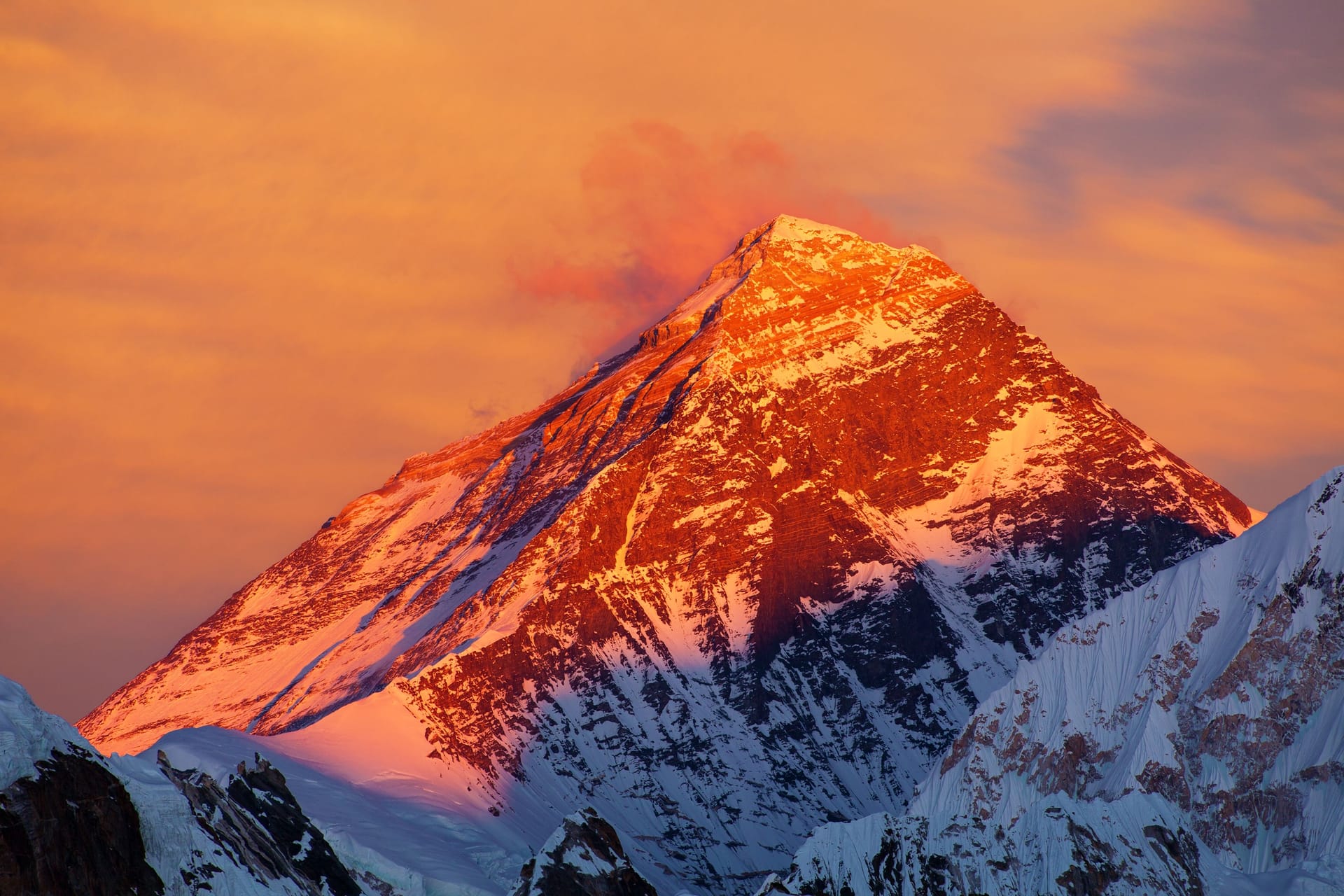 Evening sunset panoramic view of mount Everest