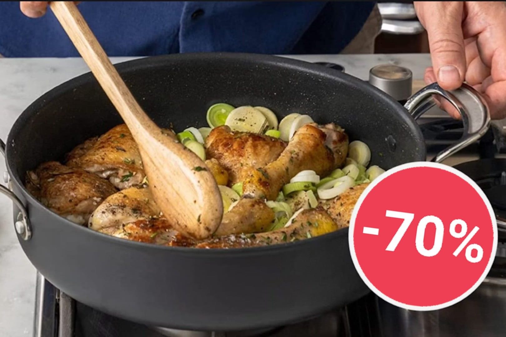 Tefal bietet exklusiv bei t-online eine Servierpfanne von Jamie Oliver mit 70 Prozent Rabatt an.