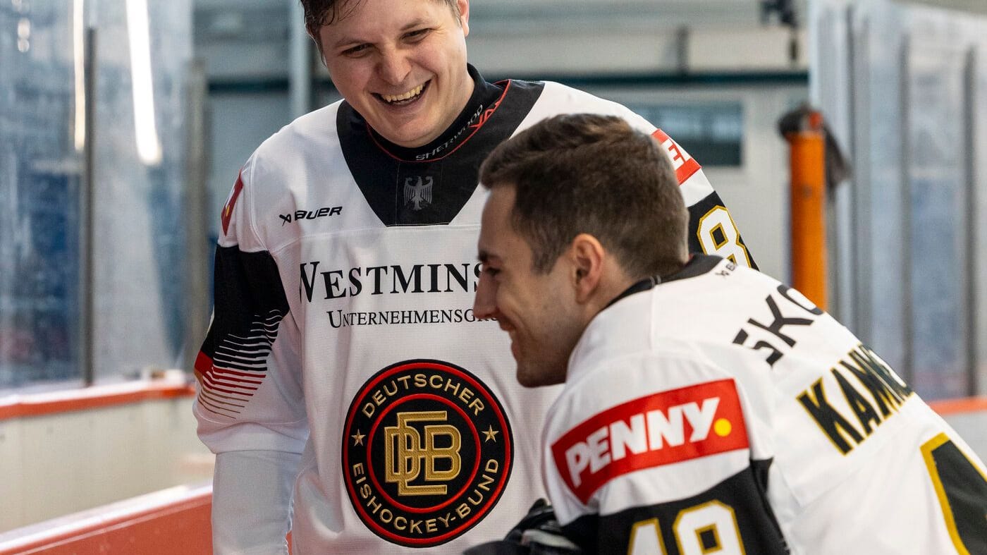 Maxi Kammerer im Gespräch: Der Eishockeyprofi spielte in seiner Jugend auch lange Fußball.