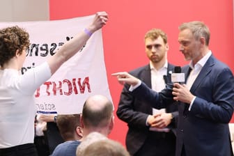 Klimaprotest in Essen: Christian Lindner reagierte auf den Protest der Aktivisten.