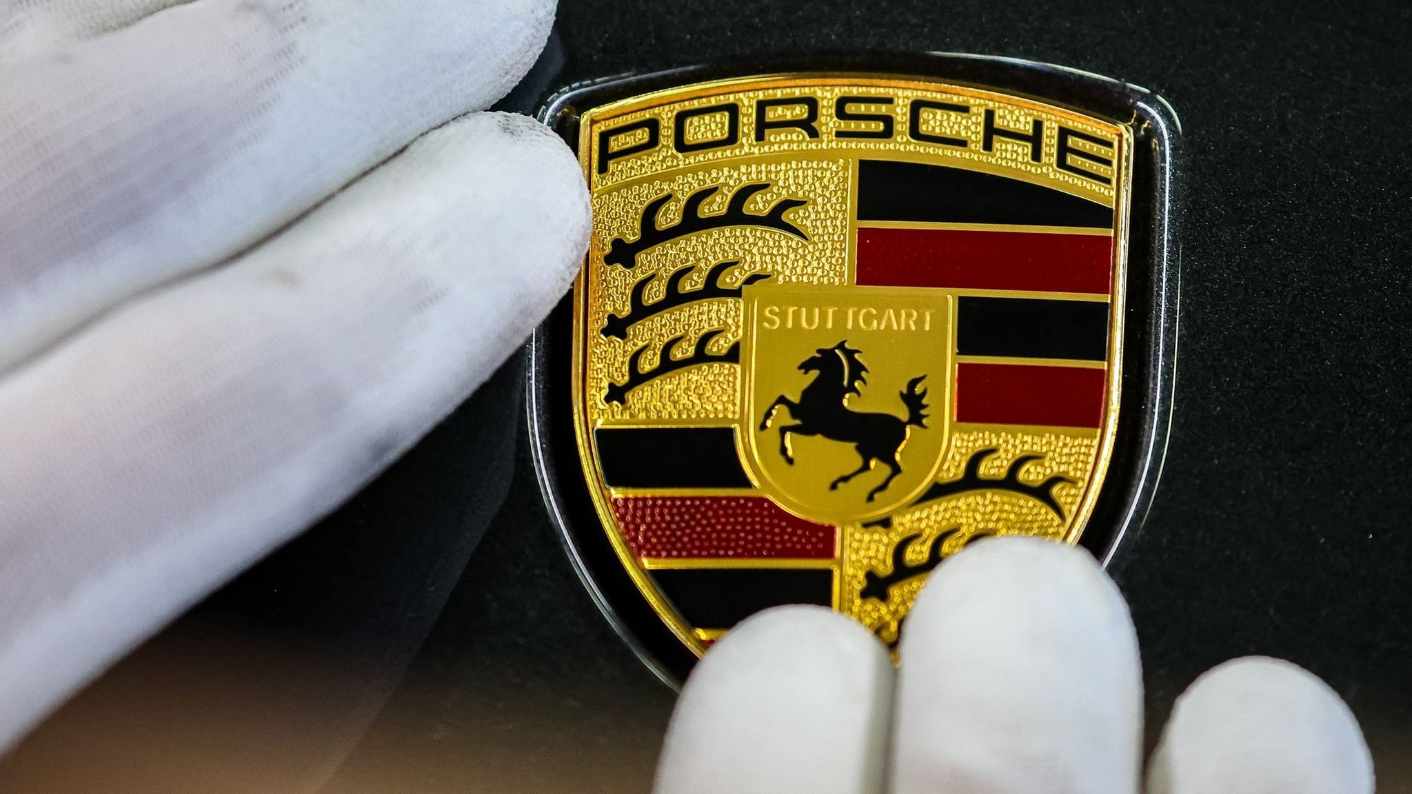 Sportwagenbauer Porsche verkauft etwas weniger Autos