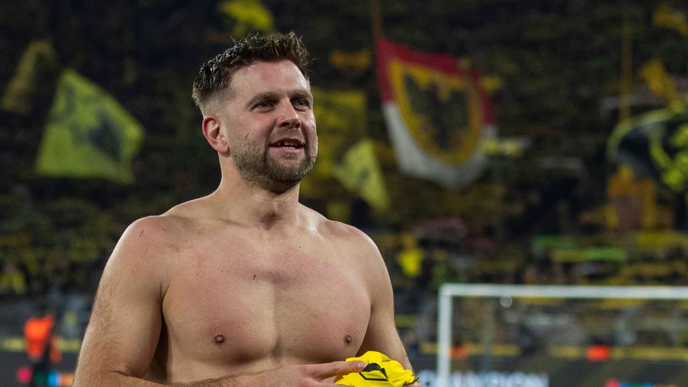 Füllkrug verschenkte sein Trikot nach dem Champions-League-Abend in Dortmund.