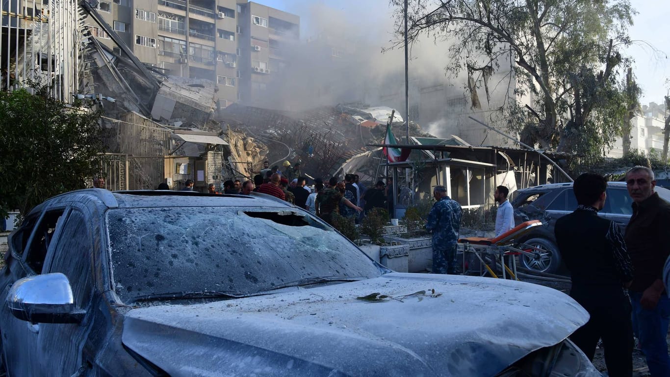 Das iranische Konsulat im syrischen Damaskus. Bei einem Angriff starben iranische Funktionäre.