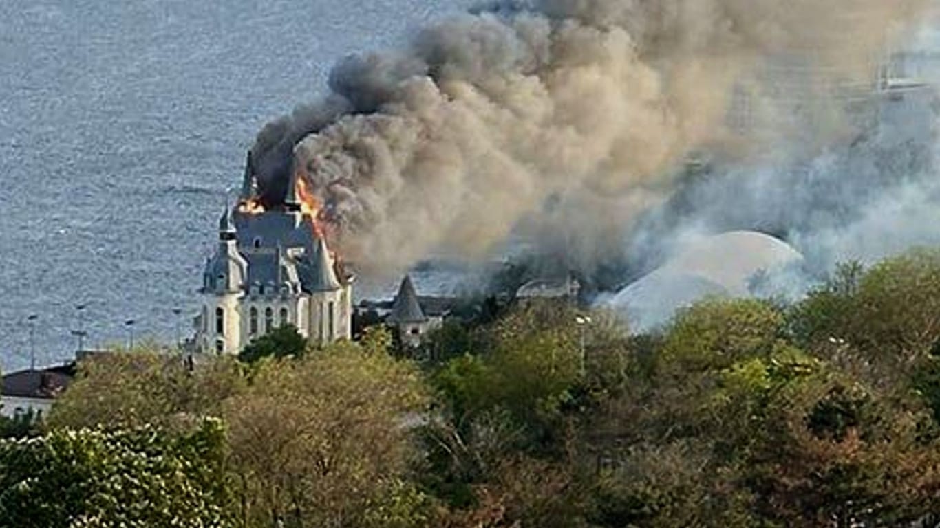 Harry-Potter-Schloss in Odessa steht in Flammen