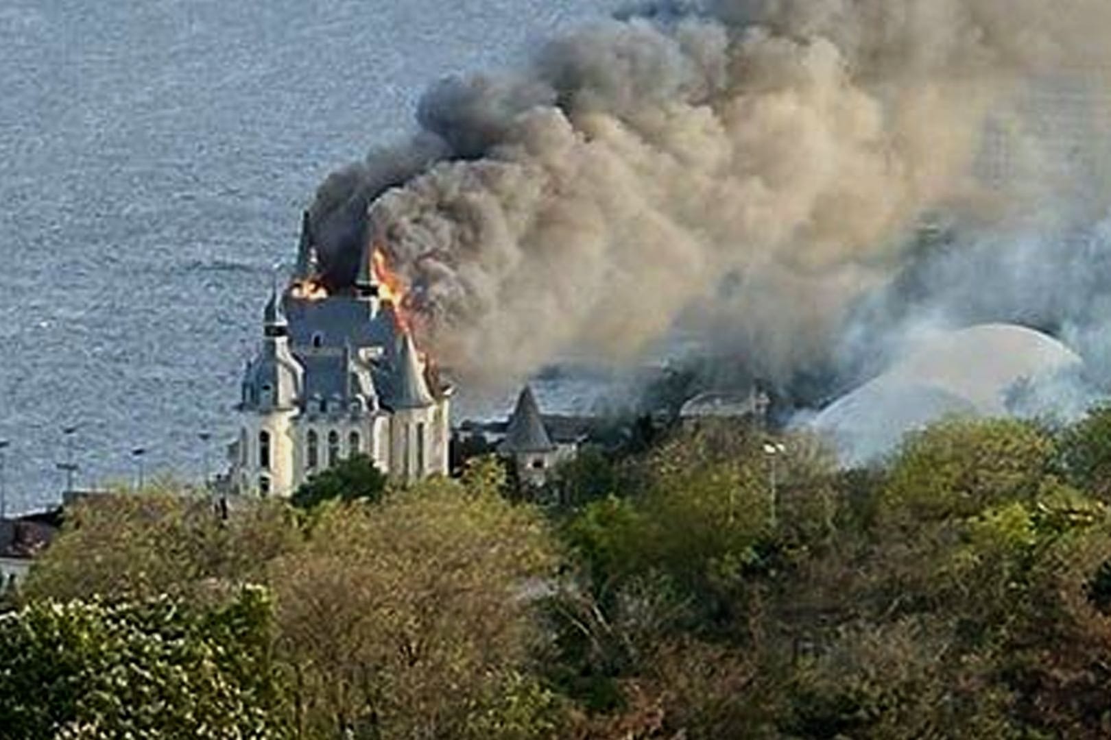 Harry-Potter-Schloss in Odessa steht in Flammen