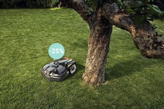 Sichern Sie sich smarte Gartenhelfer wie Mähroboter und weitere Technik-Gadgets in Sets bei tinks Connected Nature Kampagne zu Sparpreisen.