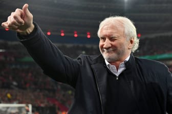 Rudi Völler: Er gibt dem DFB Ruhe und Ordnung.