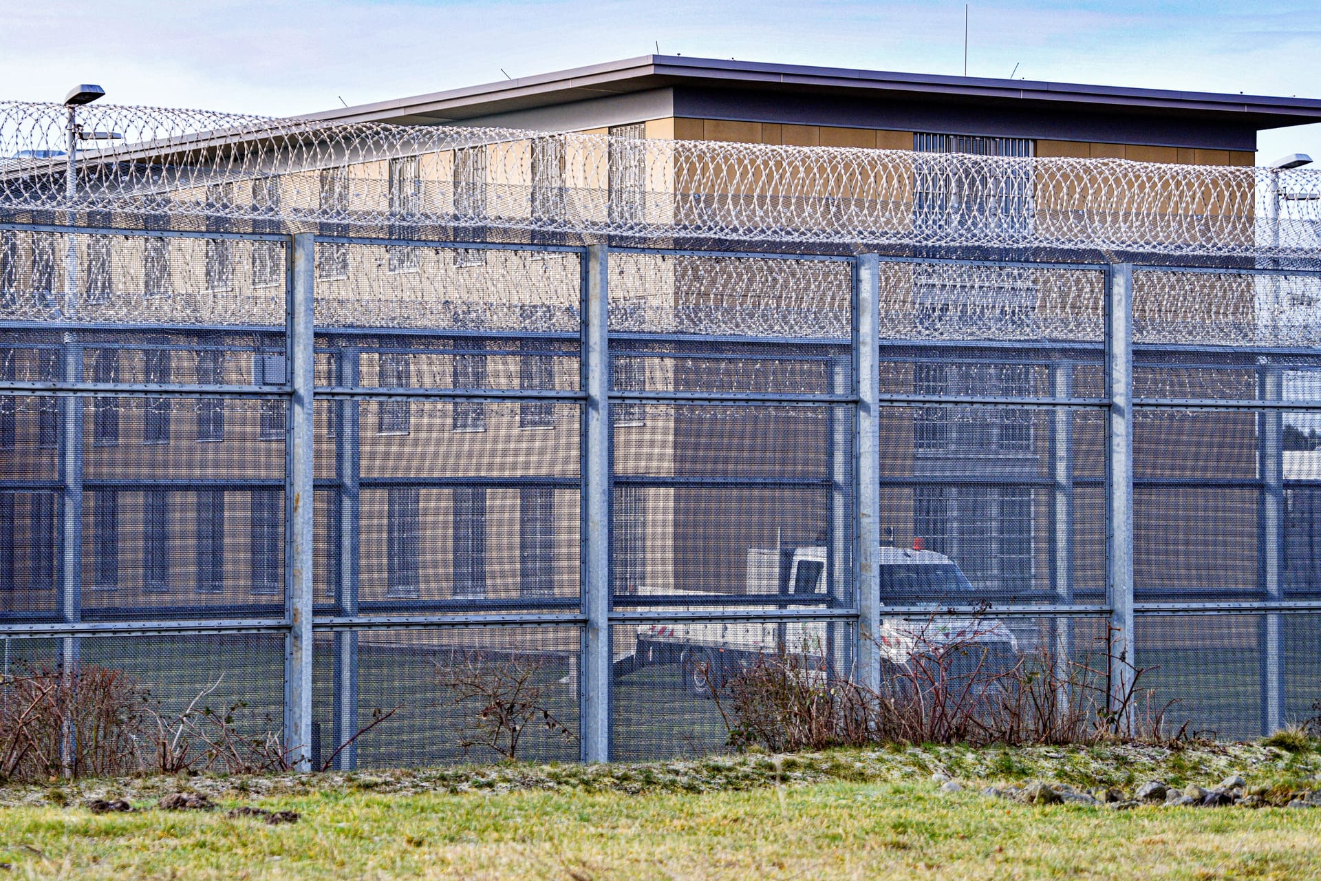 Justizvollzugsanstalt Heidering südlich von Berlin (Archivbild): Hier hat es am Freitag einen Ausbruchsversuch gegeben.