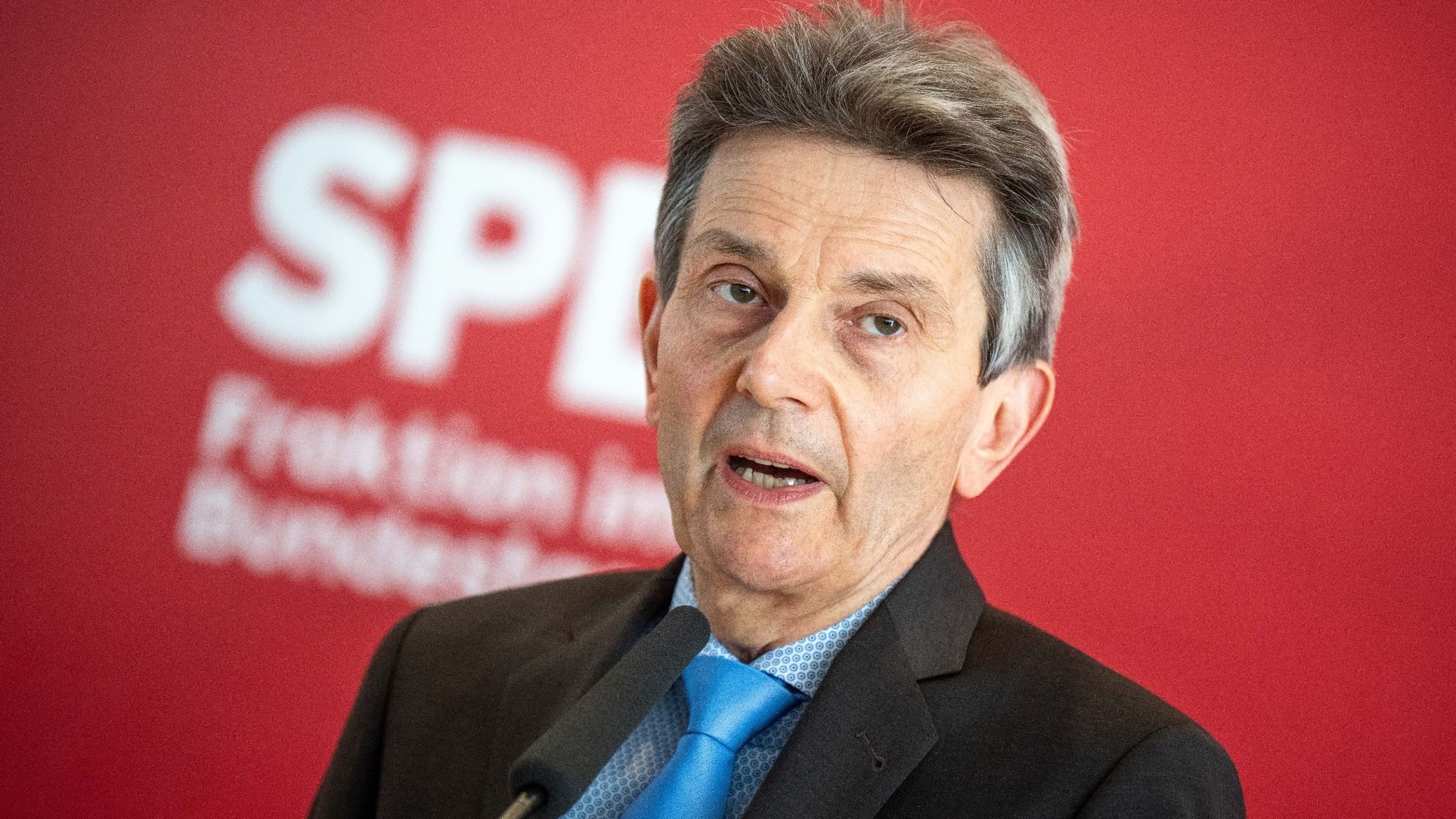SPD-Fraktionschef für Kommission zur Corona-Aufarbeitung