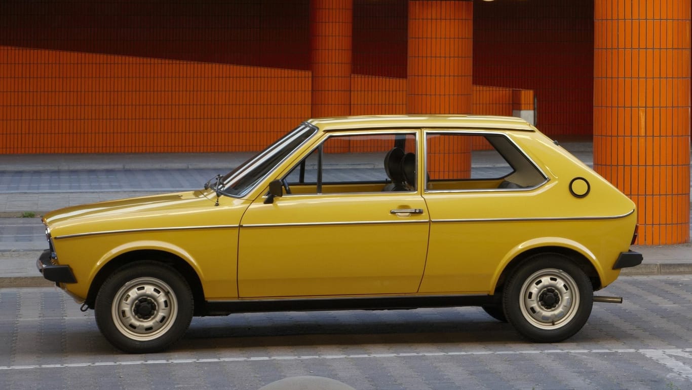 Ein Produkt der Ölkrise: Der Audi 50 war Deutschlands erster moderner Kleinwagen.