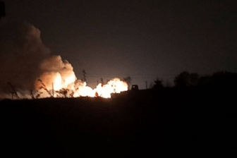 Ein Feuer soll auf der russischen Militärbasis Dschankoy auf der Krim ausgebrochen sein: Die ukrainische Armee hat den Stützpunkt Berichten zufolge angegriffen.