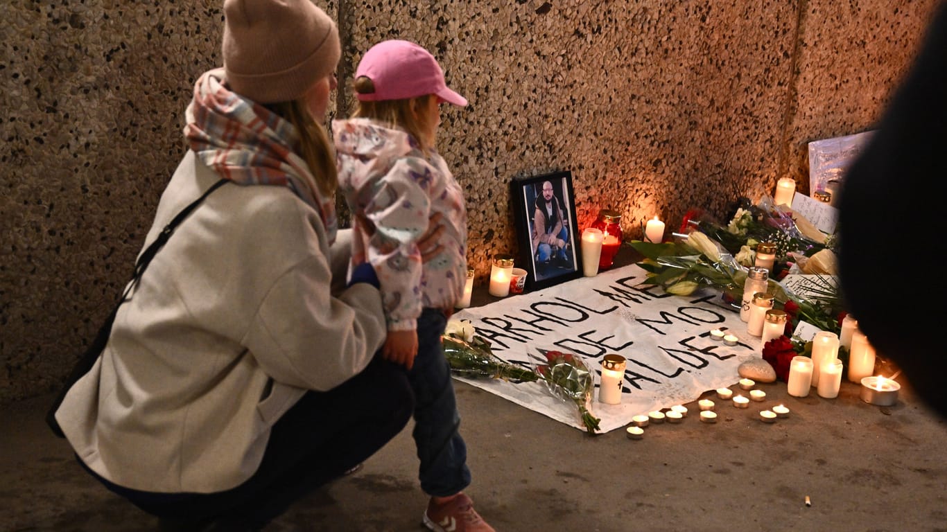 Die Trauer über den Mord an dem Familienvater ist in Schweden groß.
