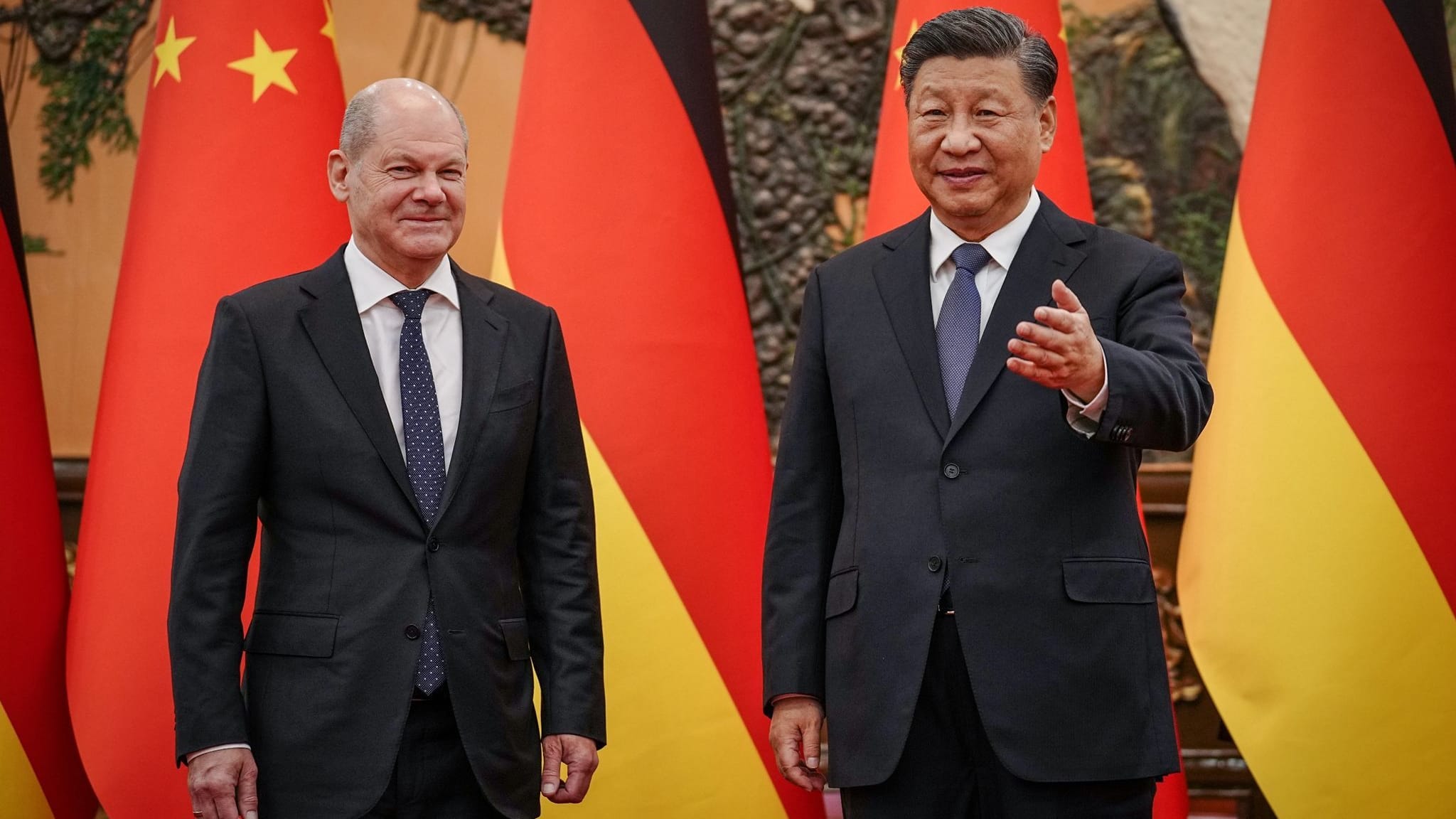 China-Reise: Deutsche Firmen erwarten Rückhalt vom Kanzler