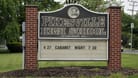 Zeichen der "Pikesville High School" in Baltimore: Hier fand der Racheakt statt.