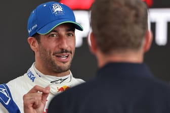 Fassungslos nach dem Großen Preis von China: RB-Pilot Daniel Ricciardo.