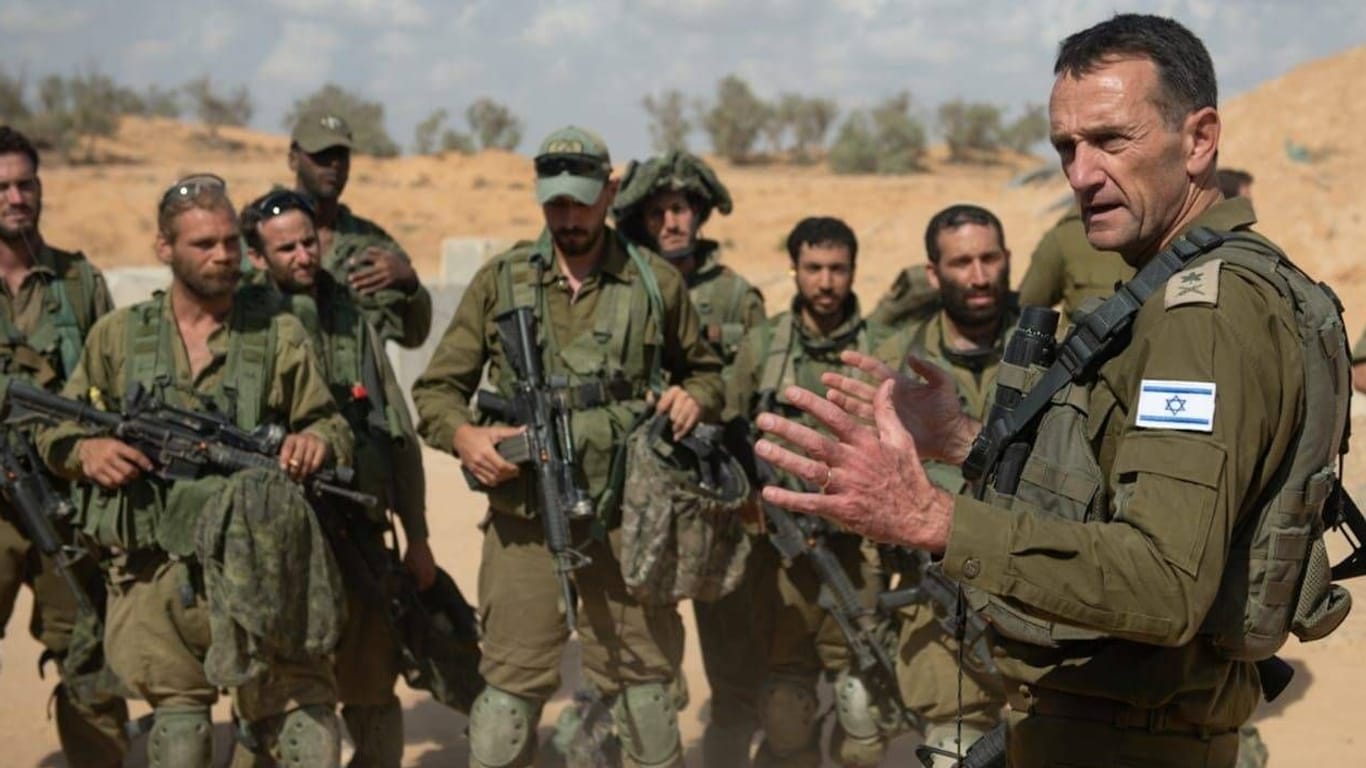 Israels Generalstabschef Herzi Halevi (Archivbild): Halevi soll weitere Schritte im Krieg gegen die Hamas genehmigt haben.