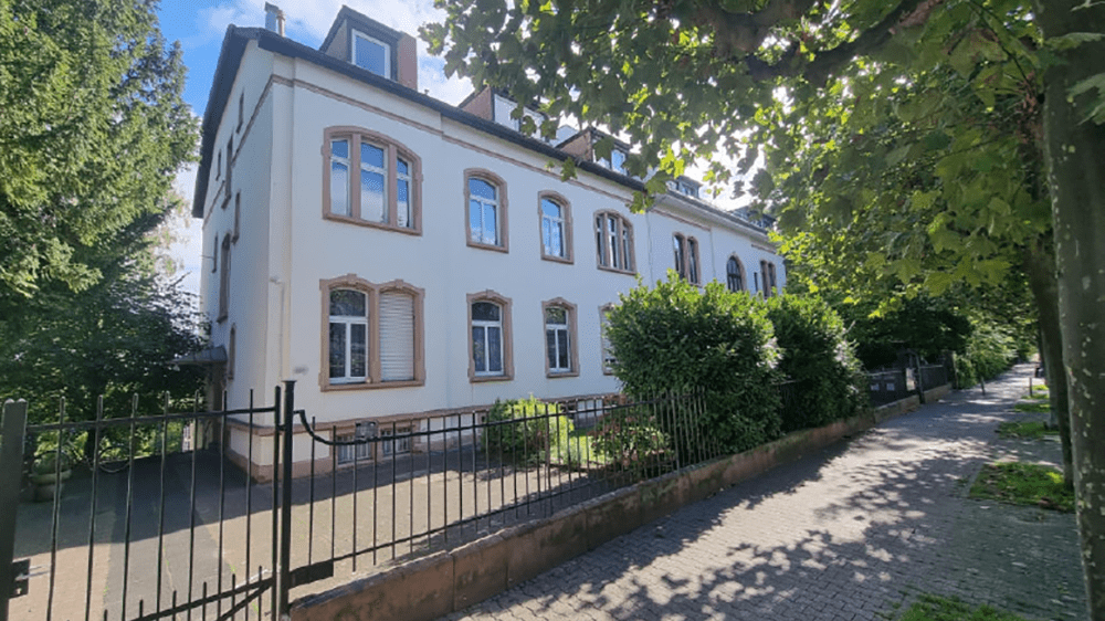 Haus im Ostend: Bei der Stadt Frankfurt zeigt man sich über die Entscheidung der Erbengemeinschaft begeistert.