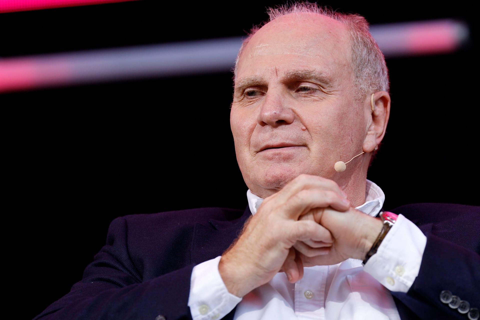 Uli Hoeneß: Die Aussagen des Ehrenpräsidenten des FC Bayern haben für Furore gesorgt.