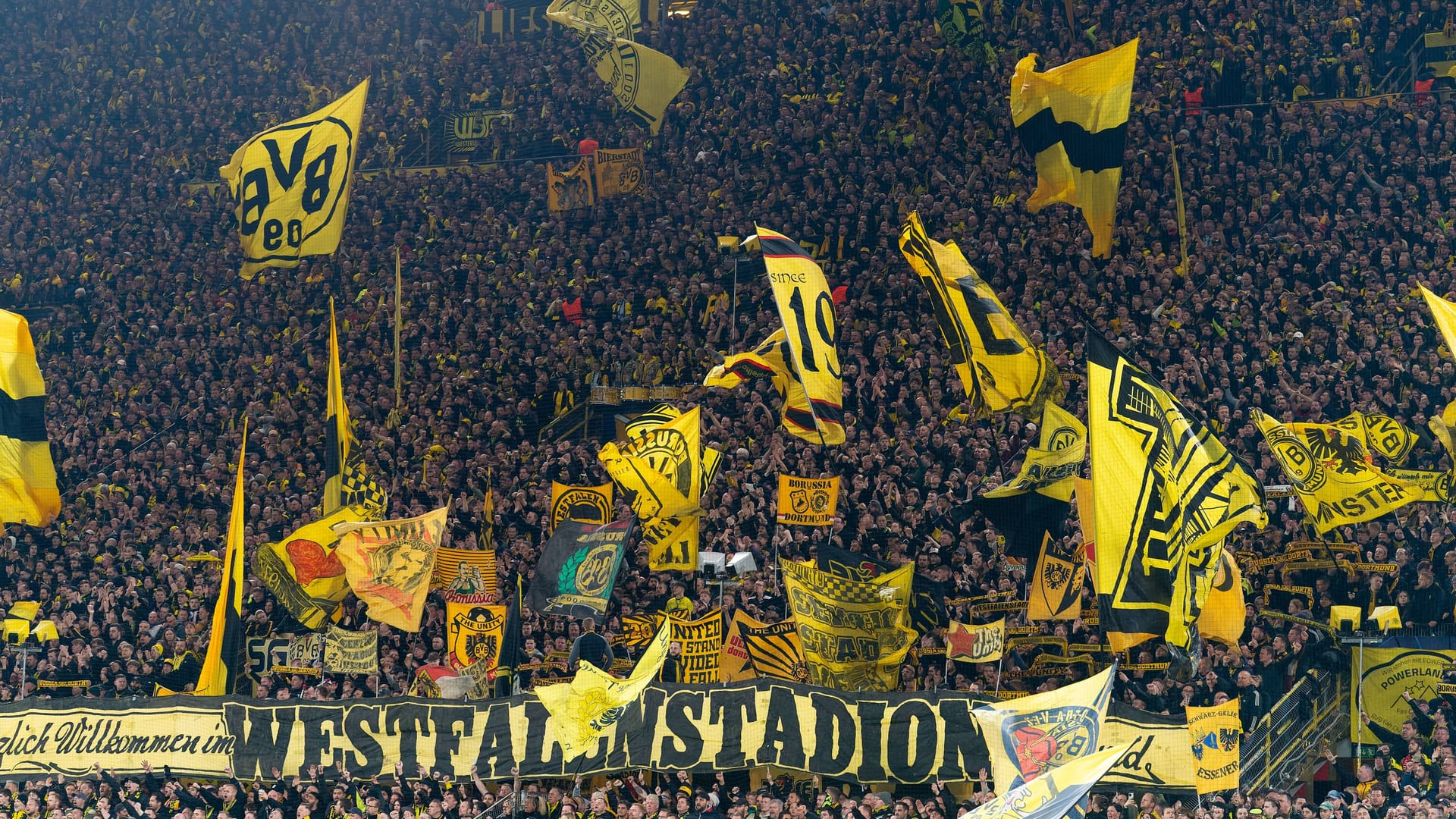 Der Signal Iduna Park beim Spiel gegen Atlético Madrid: Das BVB-Stadion war wir immer ausverkauft.