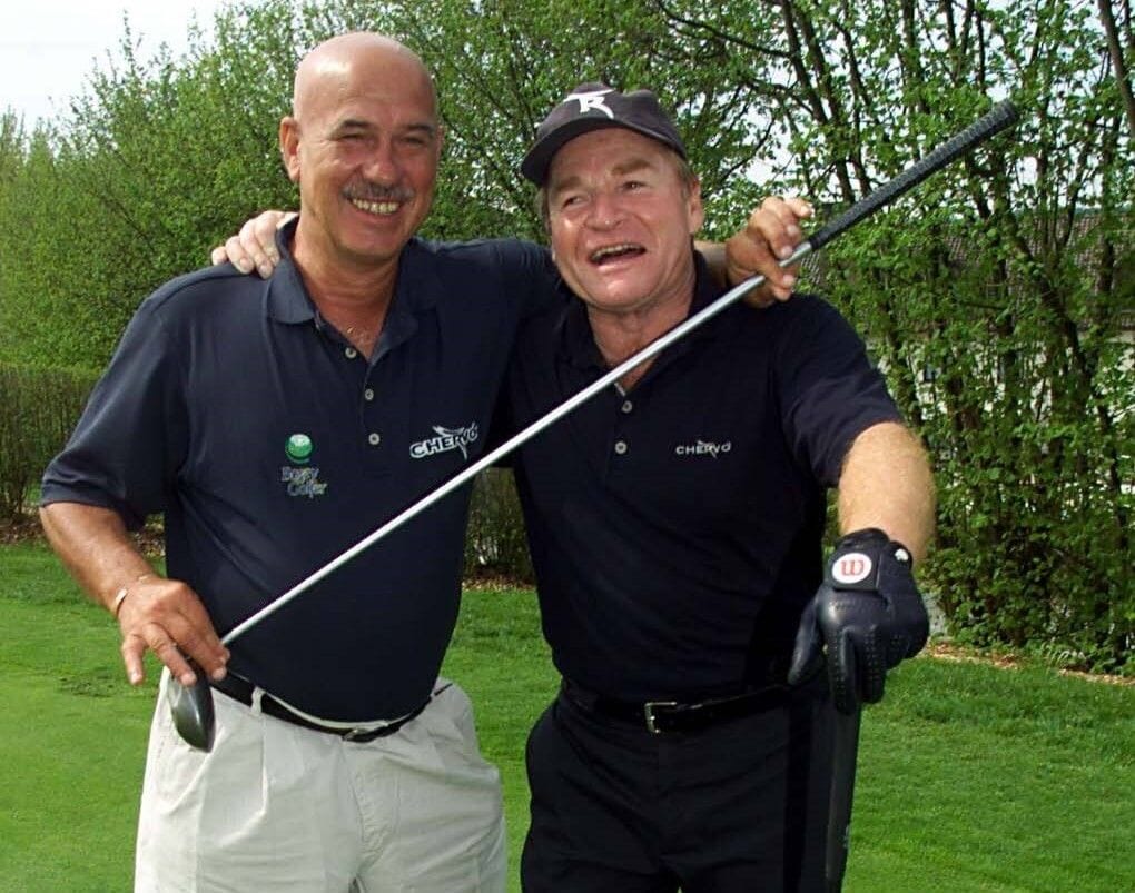 Otto Retzer und Fritz Wepper bei einem Golfturnier im April 2000.