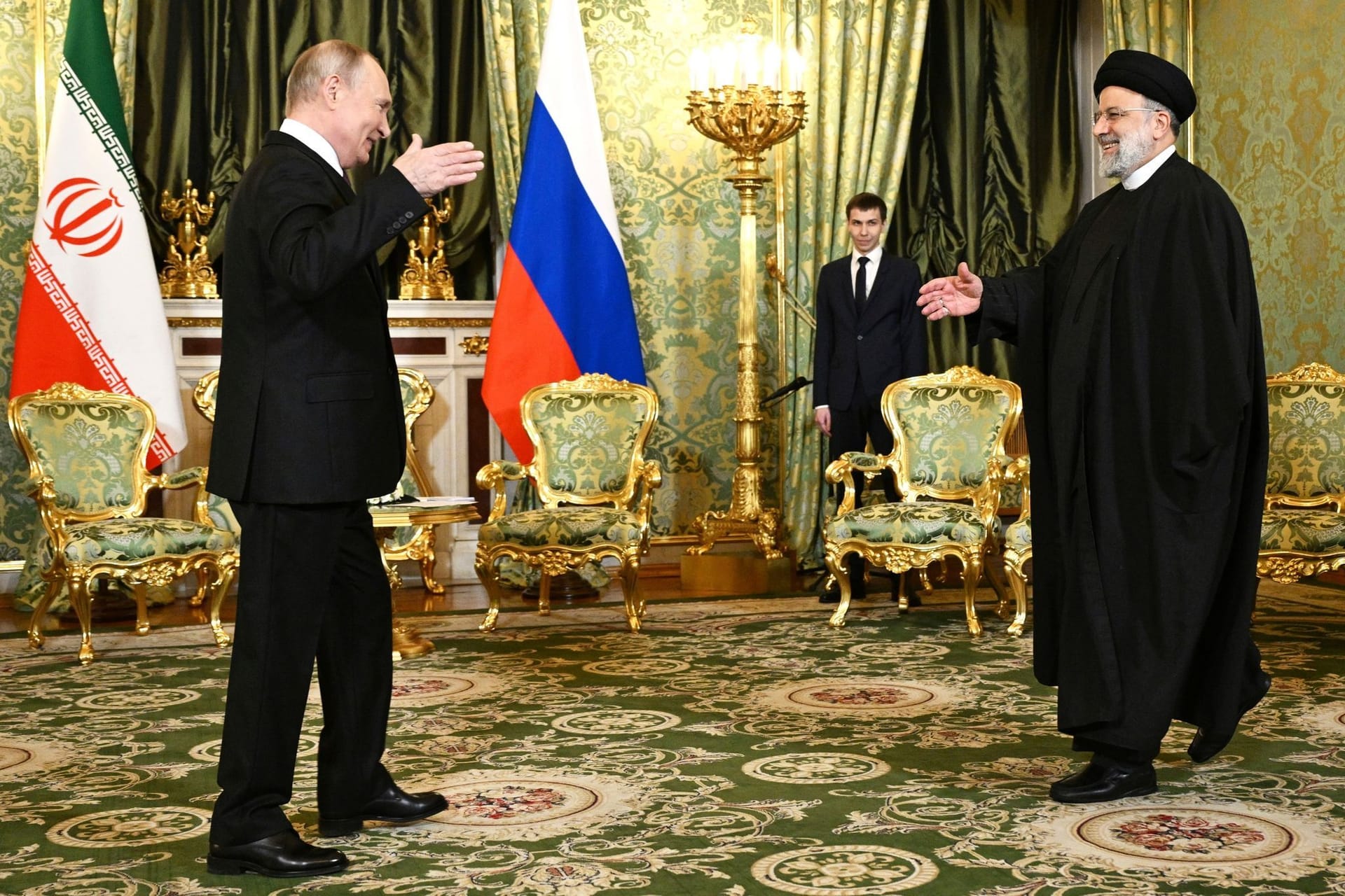 Iranischer Präsident Raisi in Russland